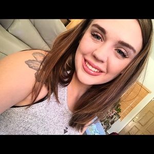 Meet your Posher, Shelby